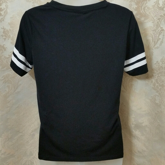 Top - Picture 2 of 3